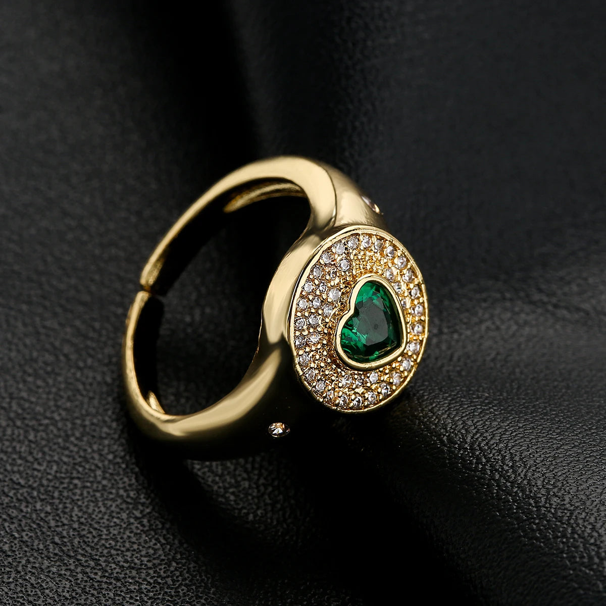 Romantic Gesture ring
